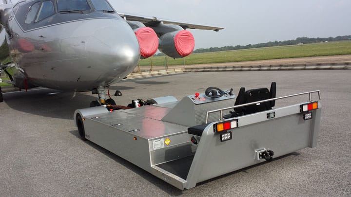 Airlift AL100 electric towbarless aircraft tug