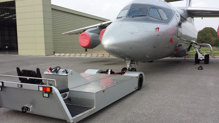 Airlift AL100 electric towbarless aircraft tug