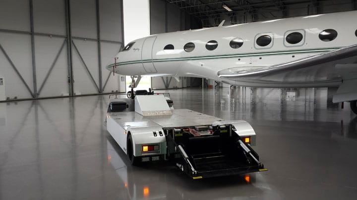 Airlift AL100 electric towbarless aircraft tug