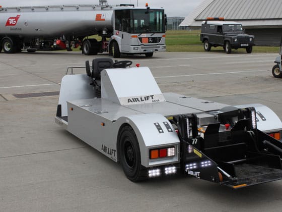 Airlift AL45 electric towbarless tug