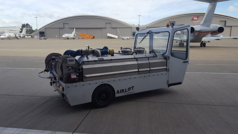 Airlift TT2000-3 electric toilet tug